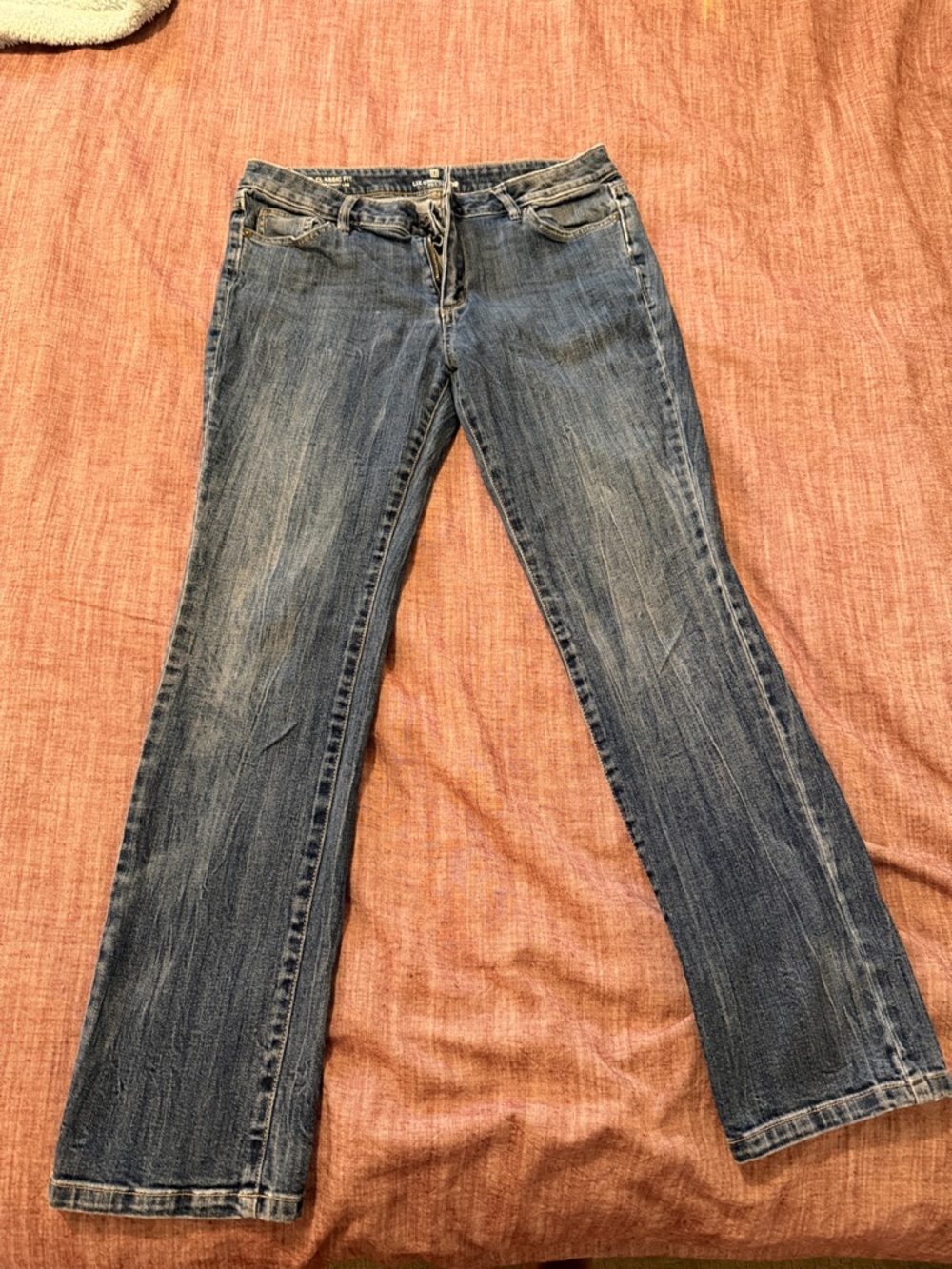 Liz Claiborne Flared Jeans in Medium Blue Wash